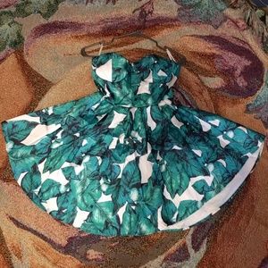Leaf Dress w/Tulle (MAKE AN OFFER)